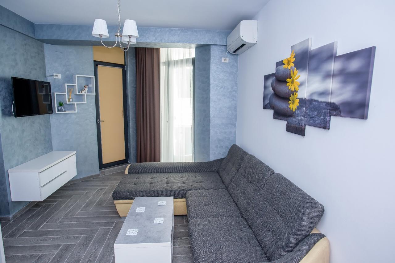 Constantinos Apartment Mamaia Nord Navodari Exterior photo