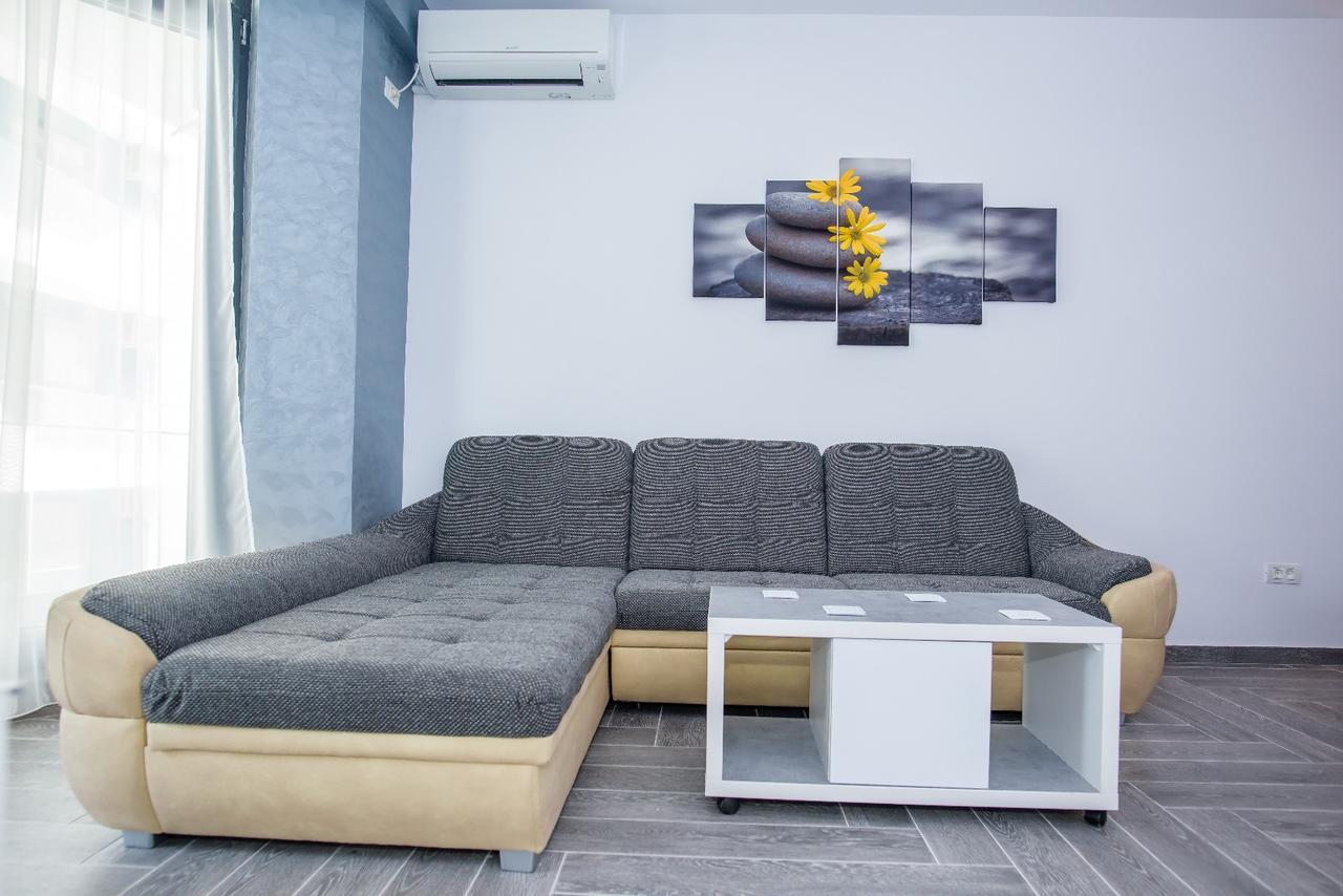 Constantinos Apartment Mamaia Nord Navodari Exterior photo